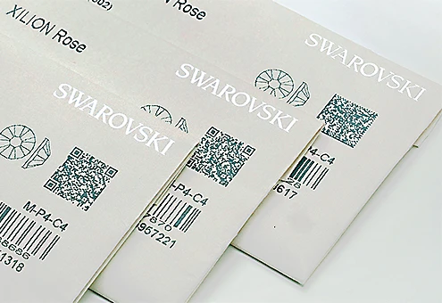スワロフスキー正規品だけが持つ封筒